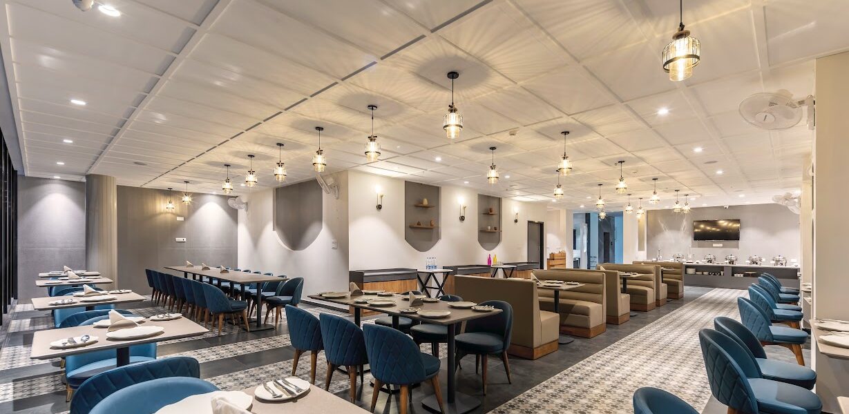 Best Hotel Chairs and Tables for Modern Hospitality Spaces