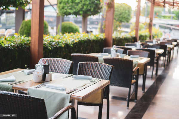 Cafe Furniture Ideas That Attract More Customers in 2026